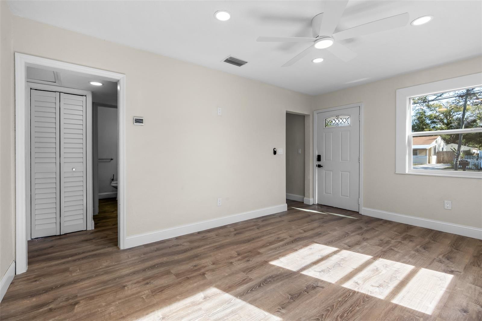 AVONDALE - Residential