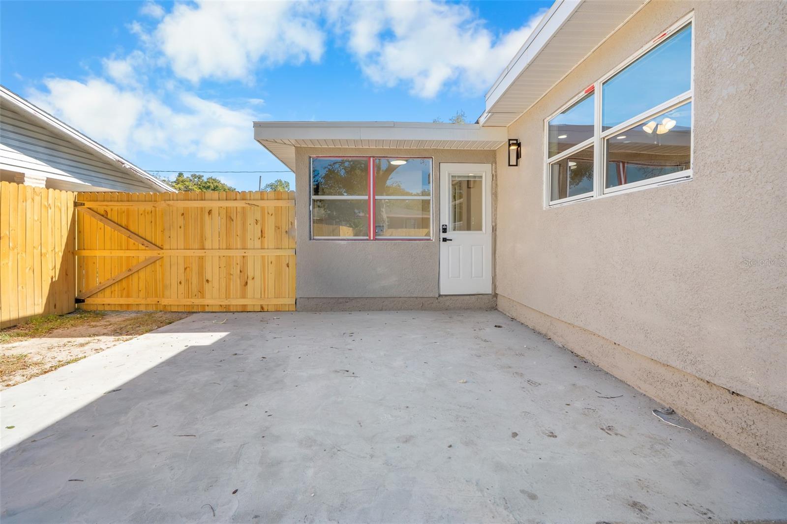 AVONDALE - Residential