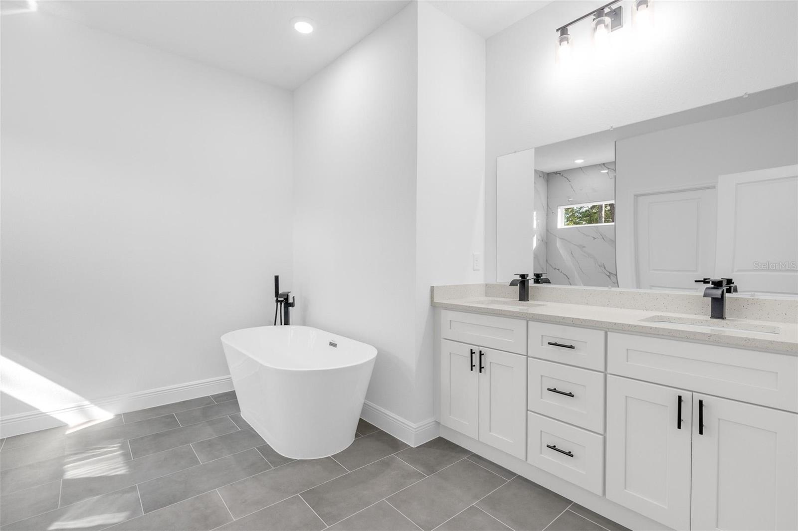 MARION OAKS UN 06 - Residential