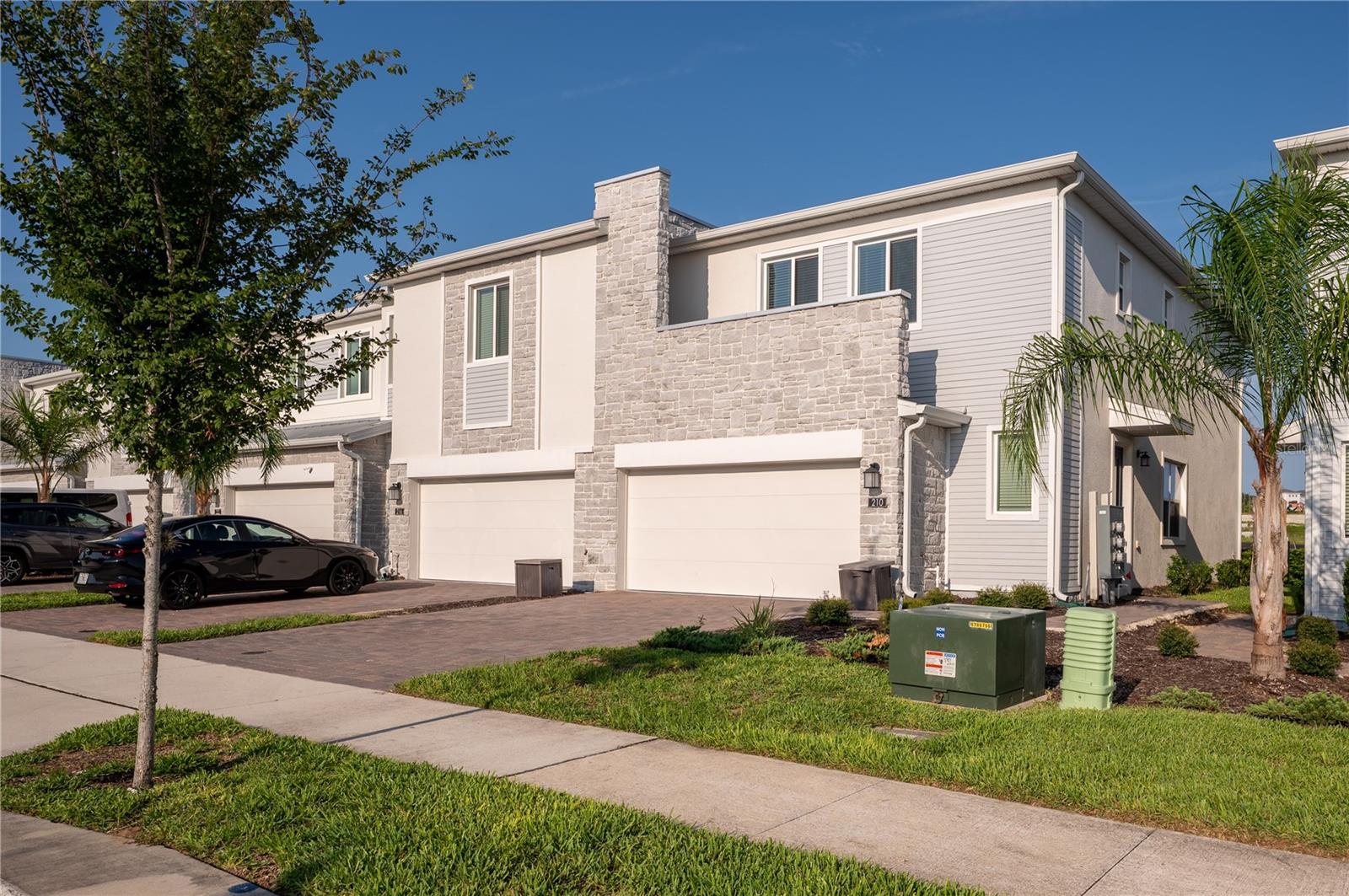 210 BOGEY DRIVE
