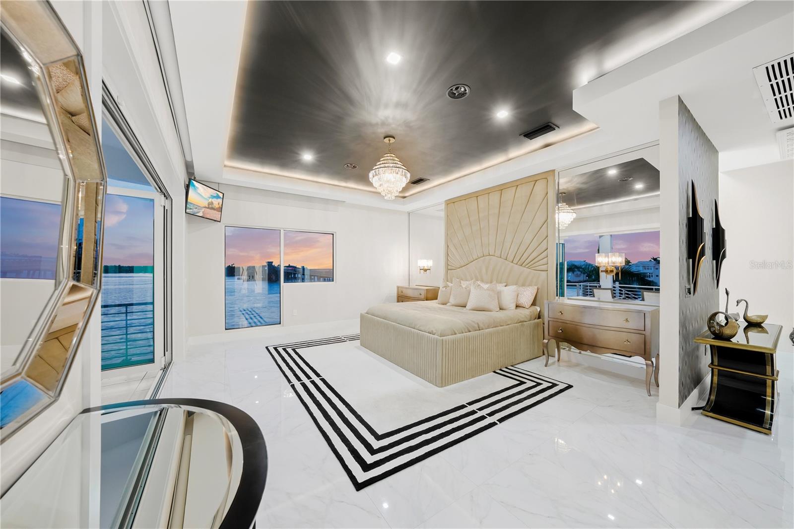 ACREAGE & UNREC - Residential