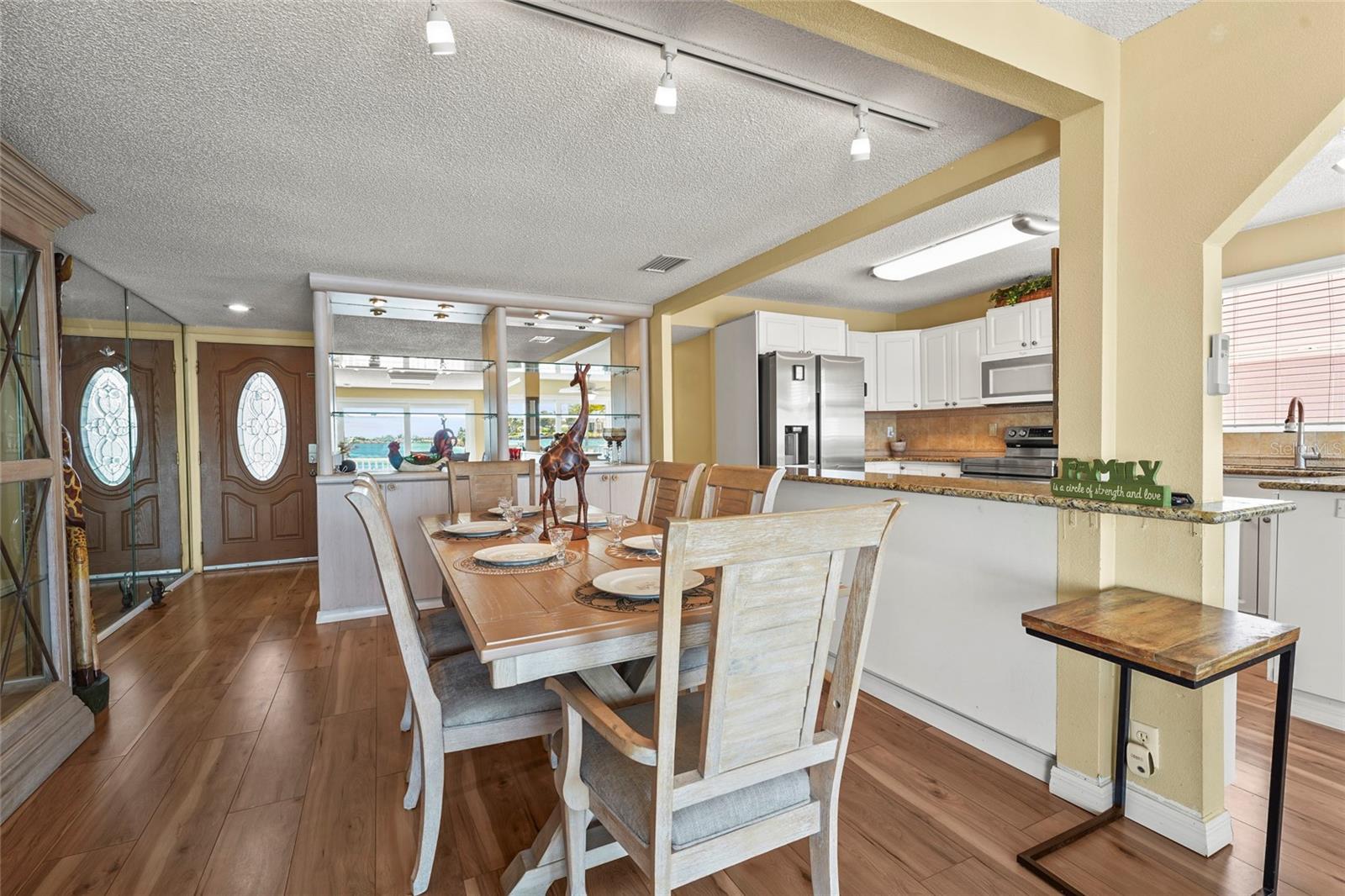 HARBOR LIGHTS MHP CO-OP - Residential