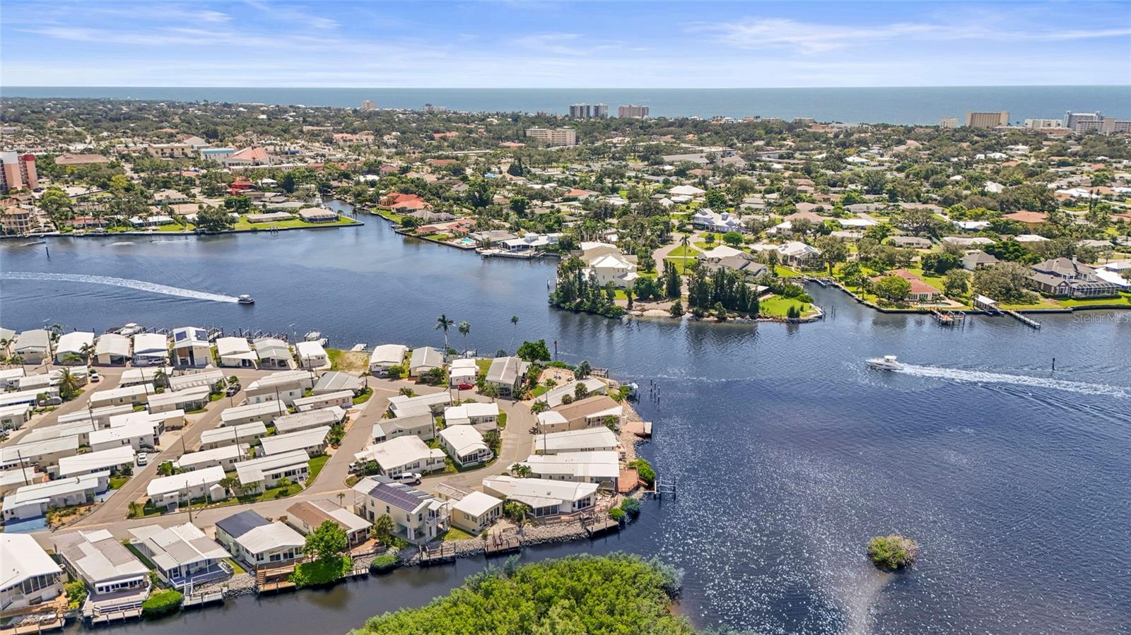 HARBOR LIGHTS MHP CO-OP - Residential