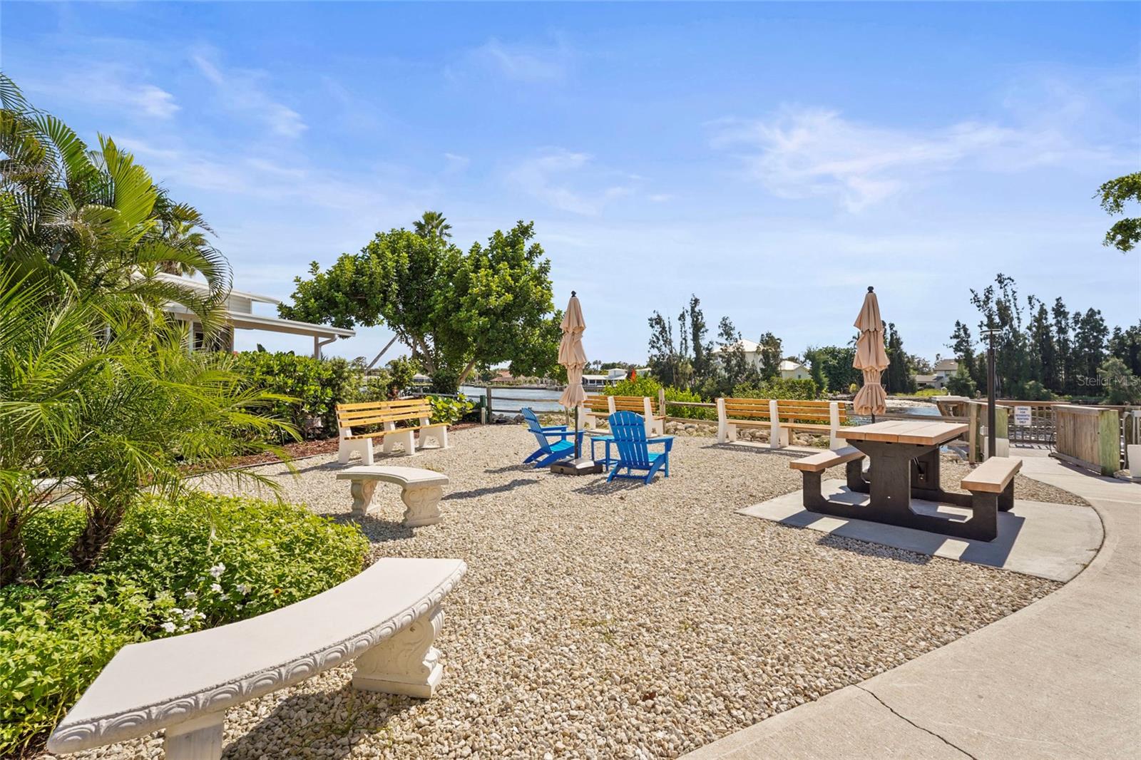 HARBOR LIGHTS MHP CO-OP - Residential