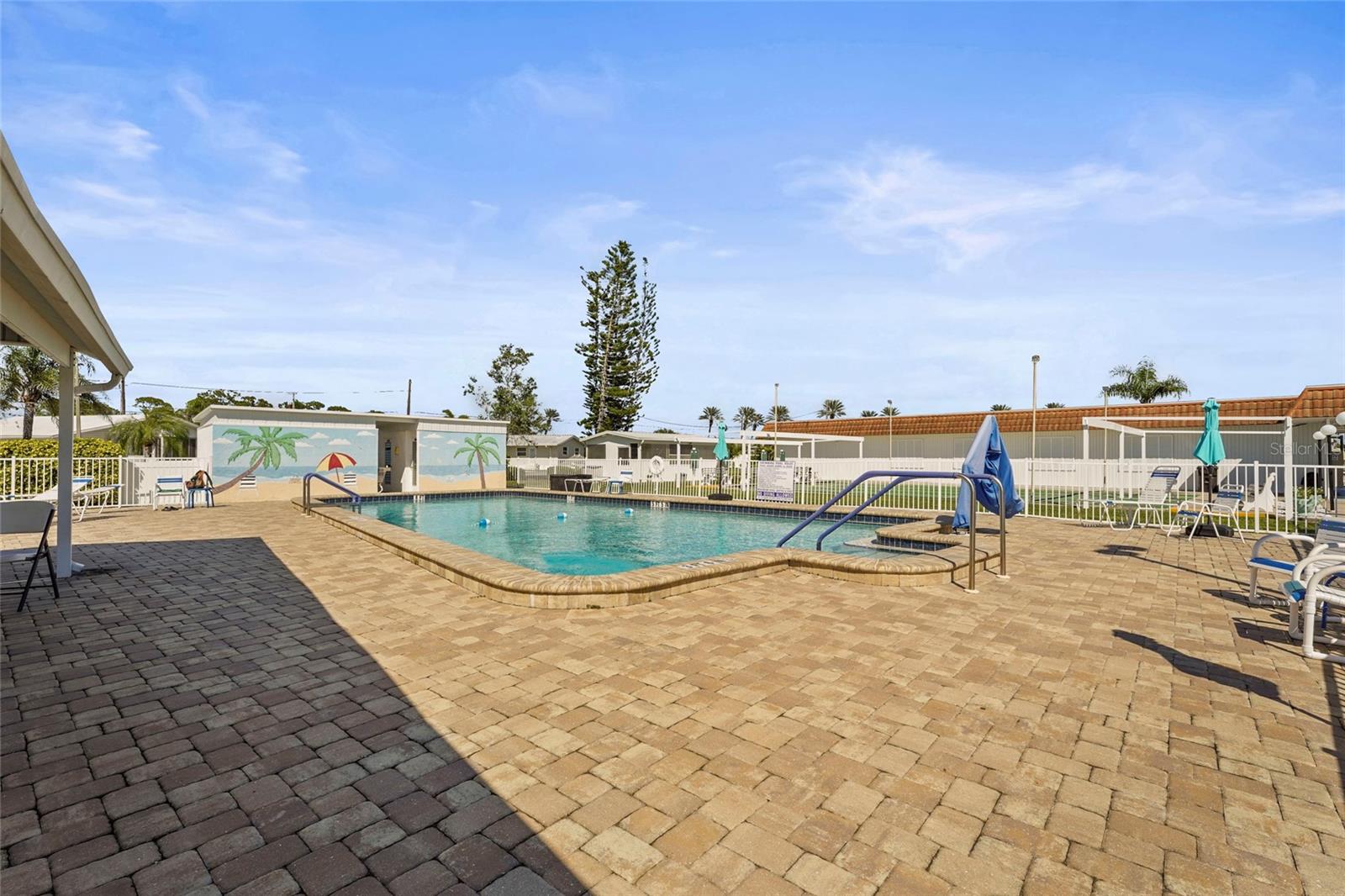 HARBOR LIGHTS MHP CO-OP - Residential