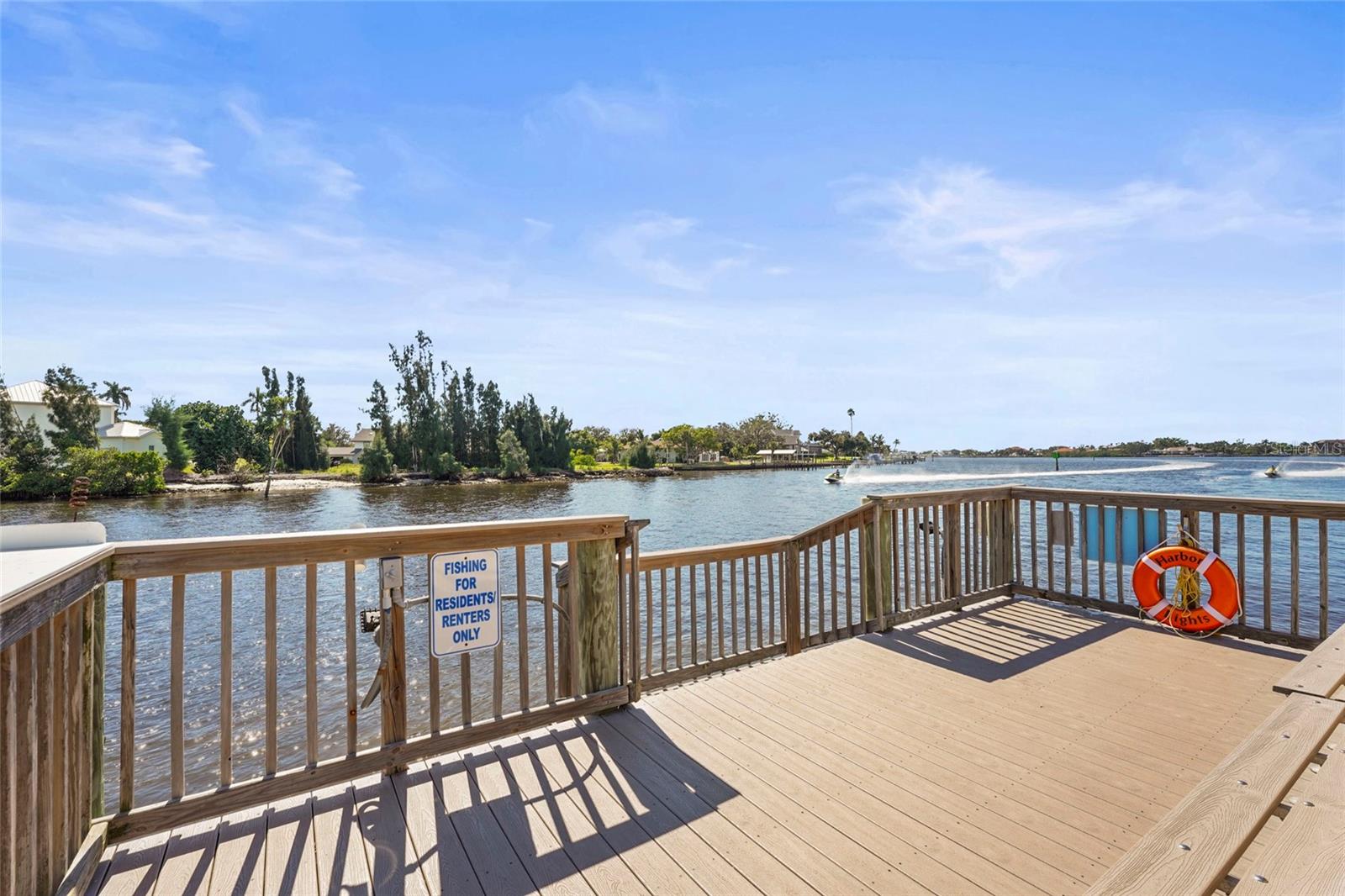 HARBOR LIGHTS MHP CO-OP - Residential