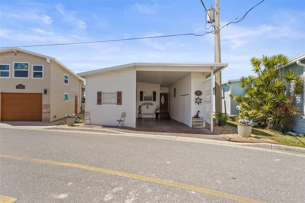 Photo of 33 Starboard Drive, Venice, FL 34285 (MLS # A4665399)