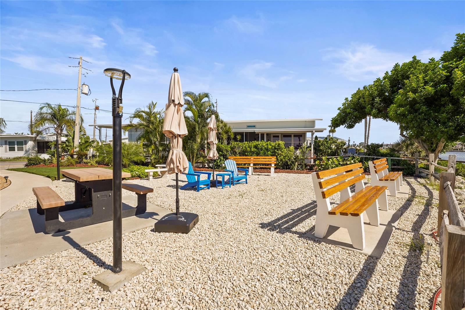 HARBOR LIGHTS MHP CO-OP - Residential