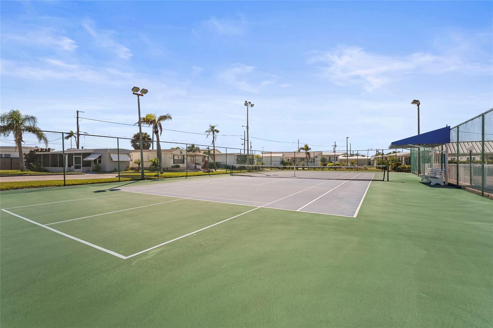 HARBOR LIGHTS MHP CO-OP - Residential