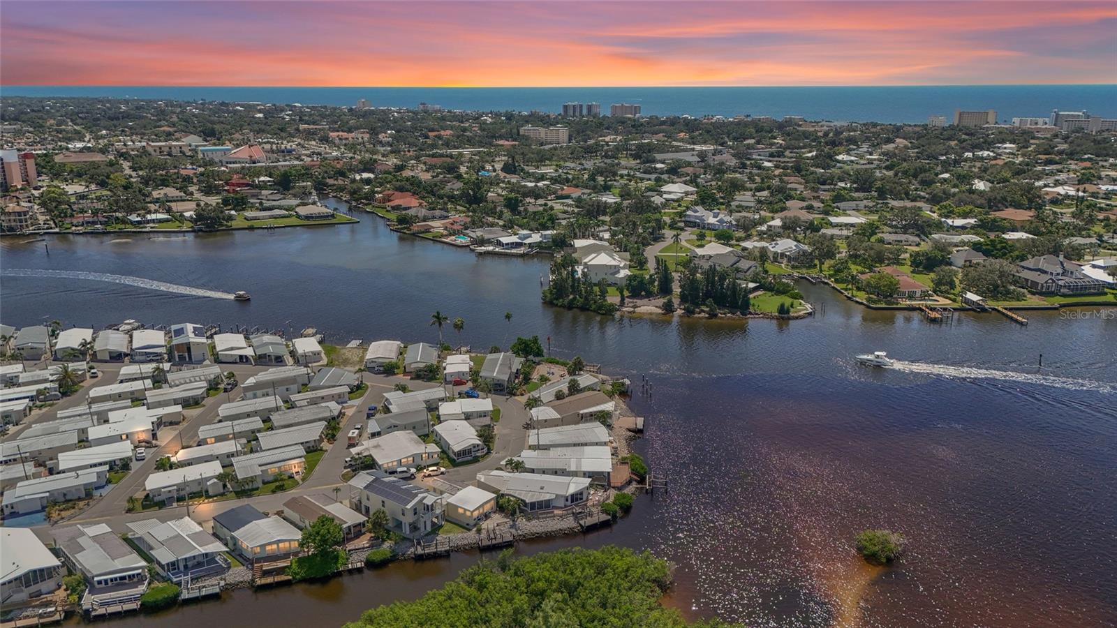 HARBOR LIGHTS MHP CO-OP - Residential