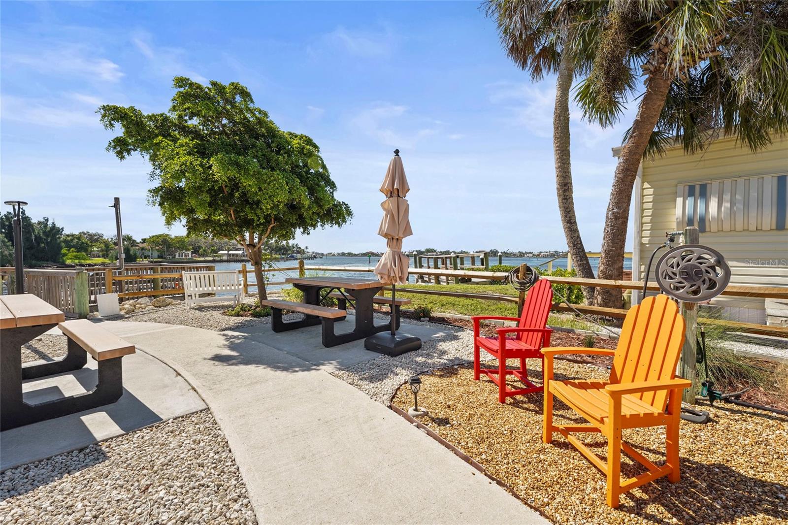 HARBOR LIGHTS MHP CO-OP - Residential