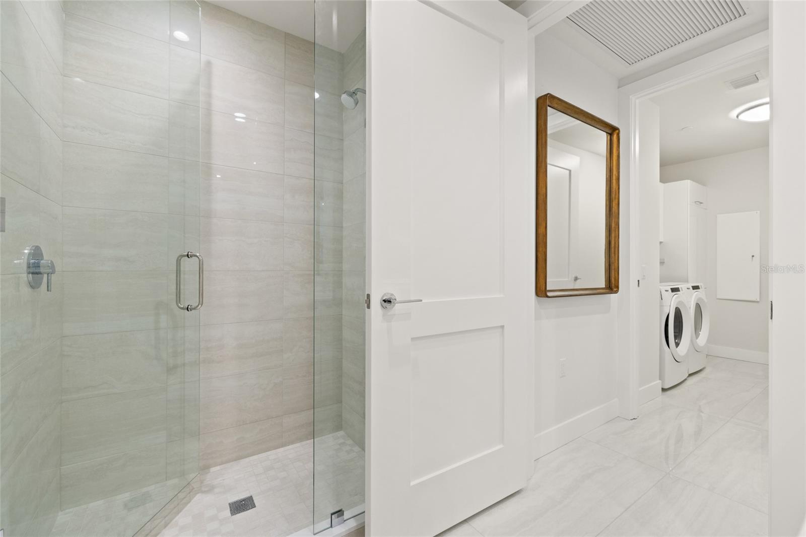 SALTAIRE CONDO - Residential