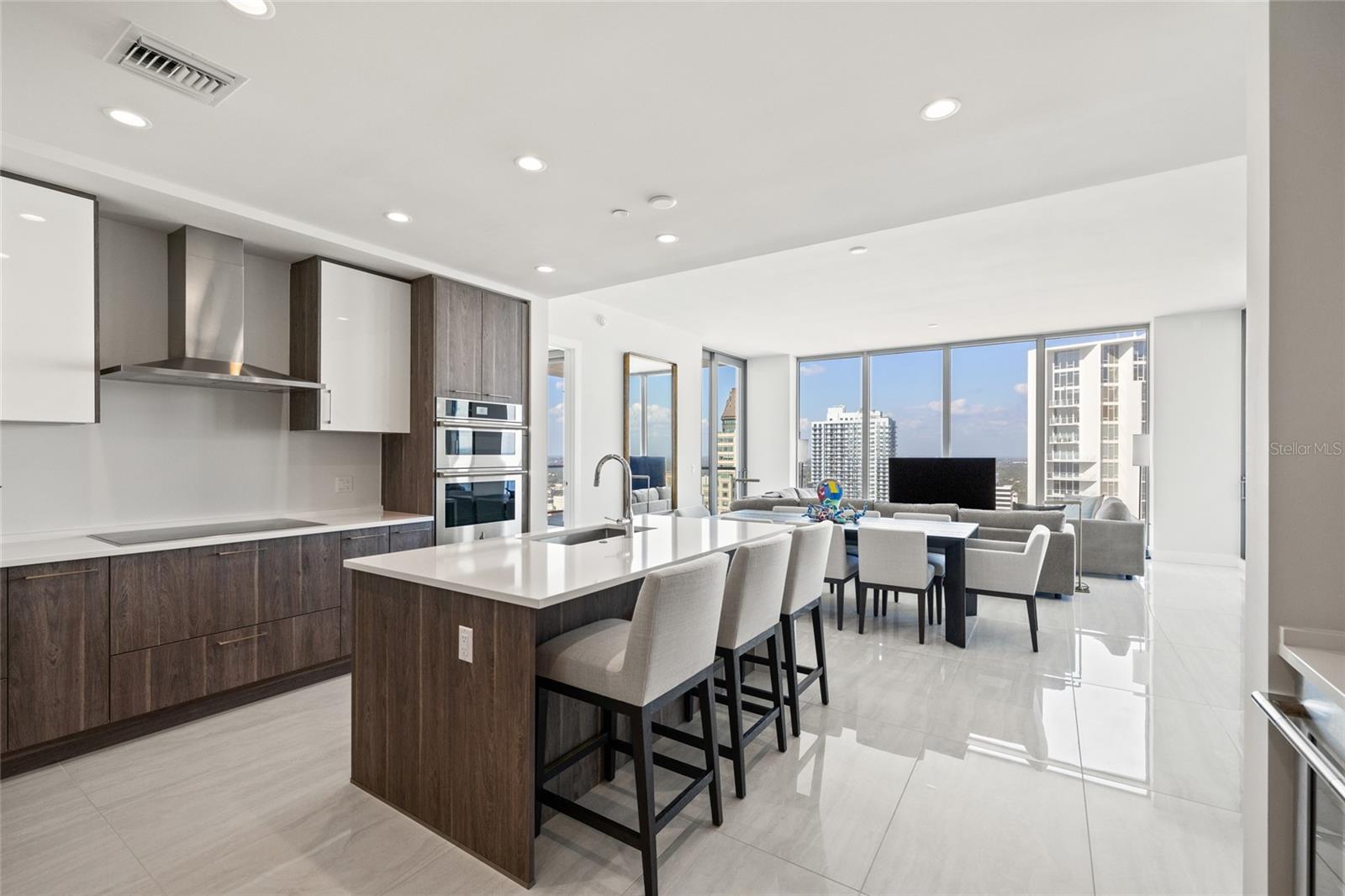 SALTAIRE CONDO - Residential