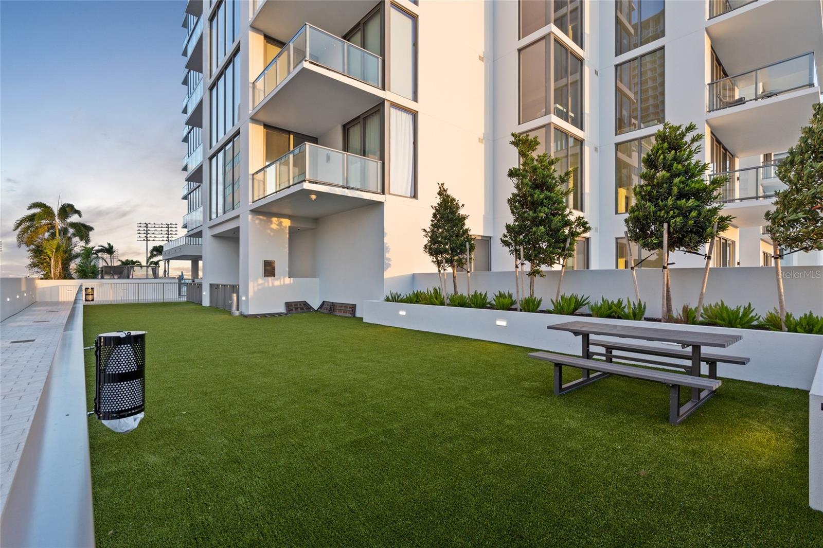 SALTAIRE CONDO - Residential