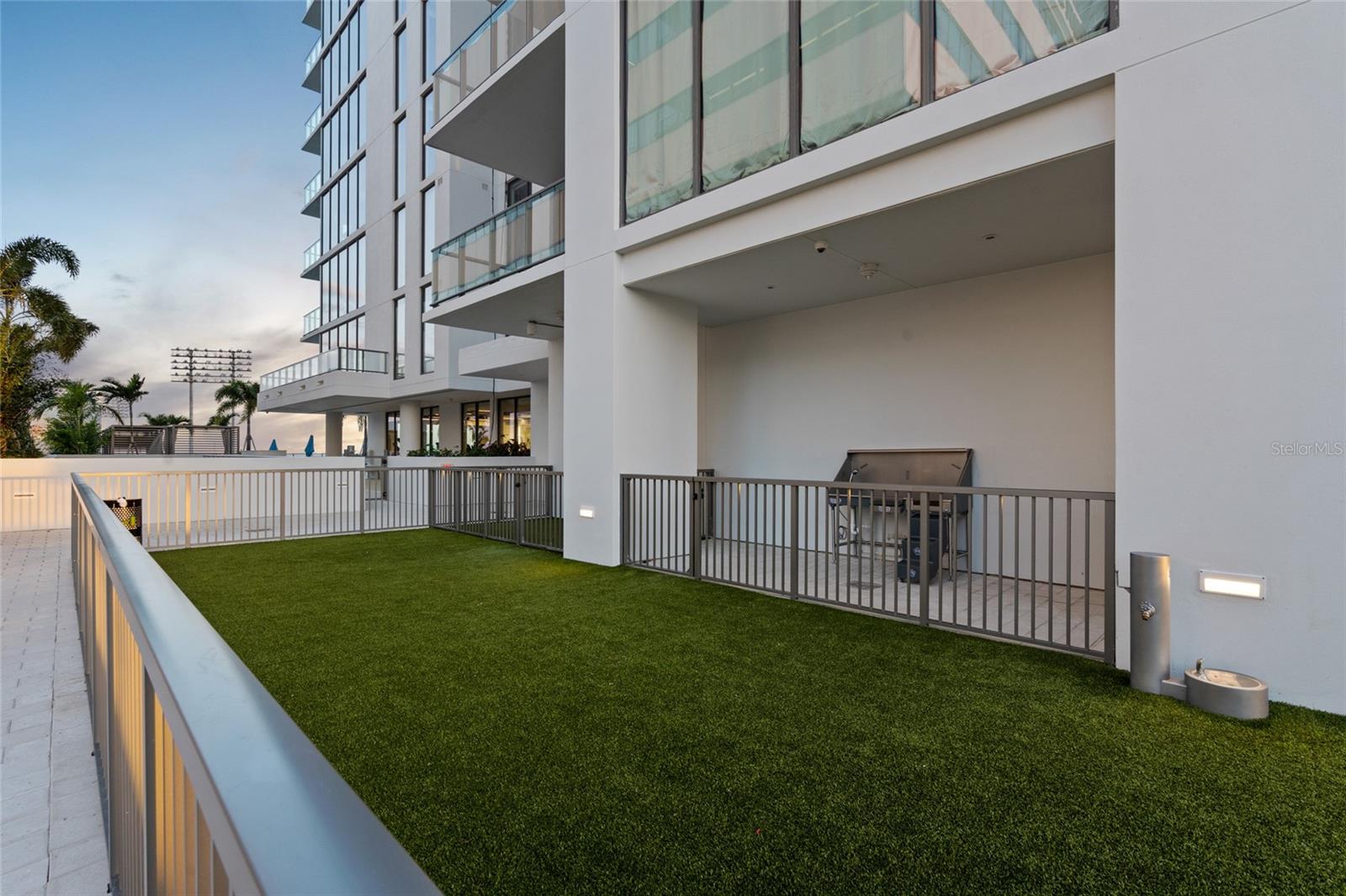 SALTAIRE CONDO - Residential