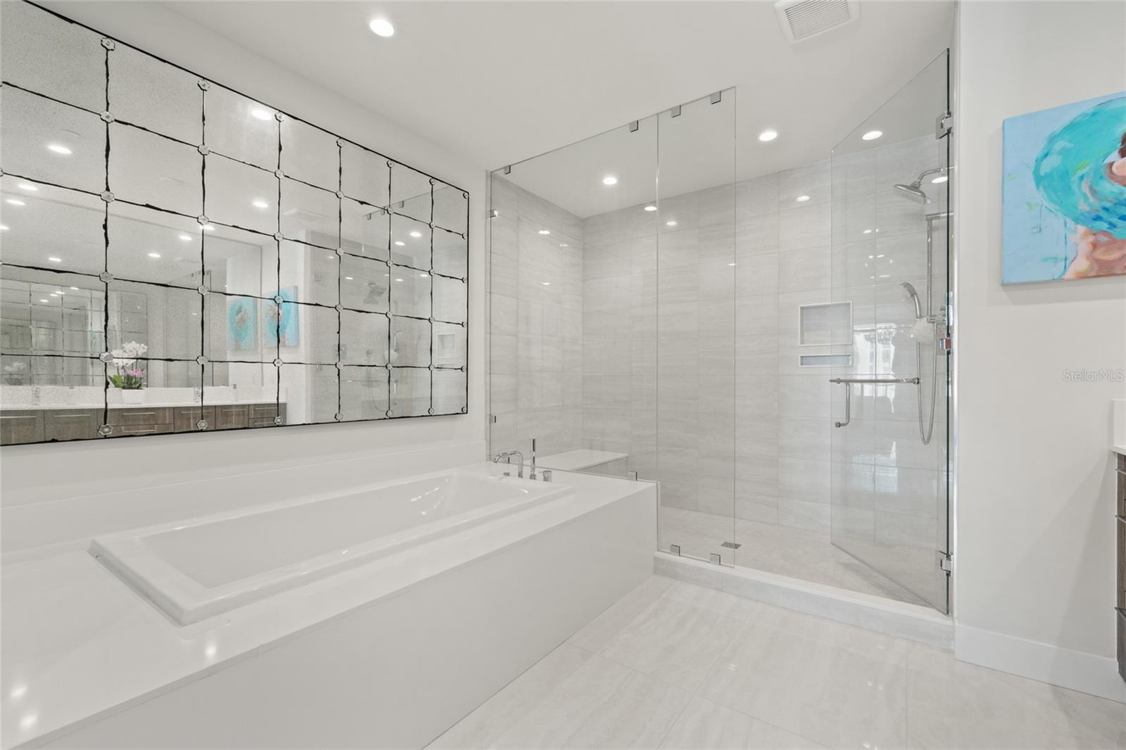 SALTAIRE CONDO - Residential