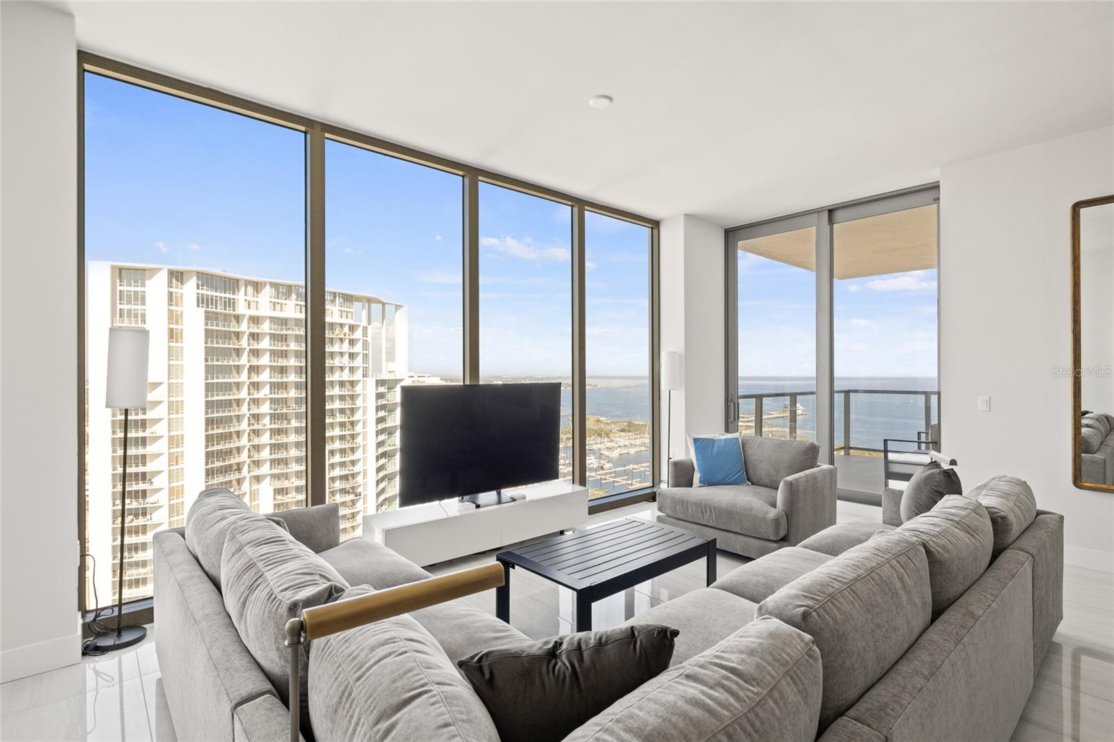 SALTAIRE CONDO - Residential