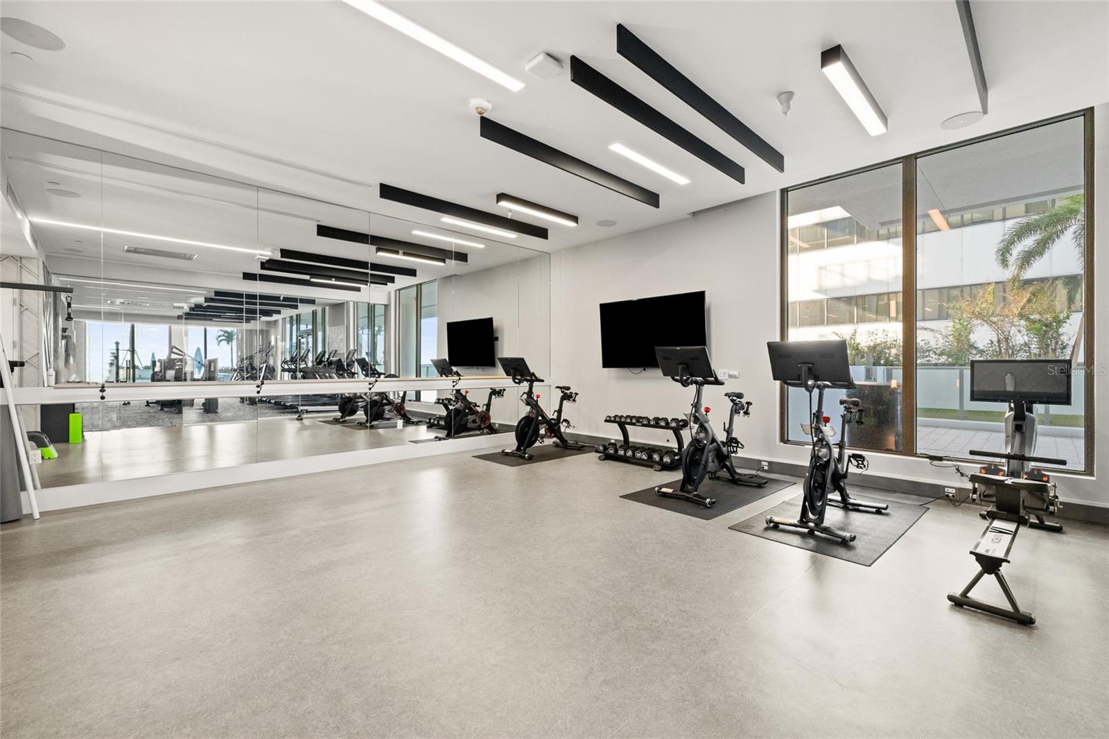 SALTAIRE CONDO - Residential