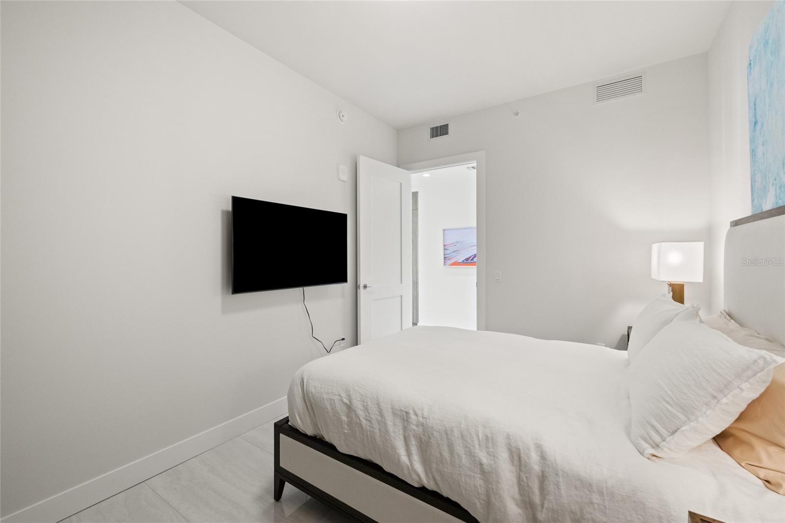 SALTAIRE CONDO - Residential