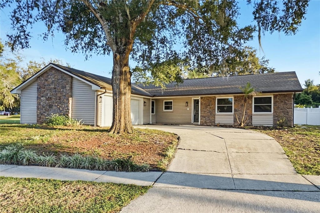Photo of 878 Benchwood Drive, Winter Springs, FL 32708 (MLS # TB8561140)