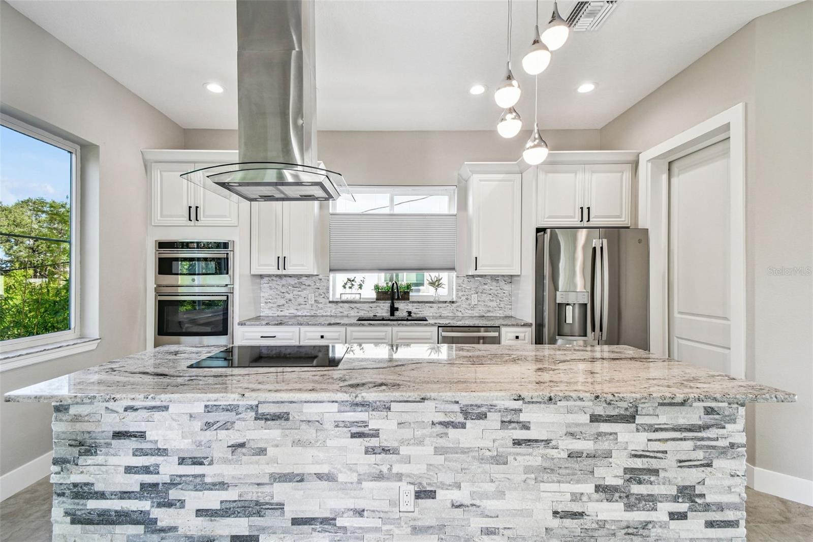 DUNEDIN SHORES - Residential