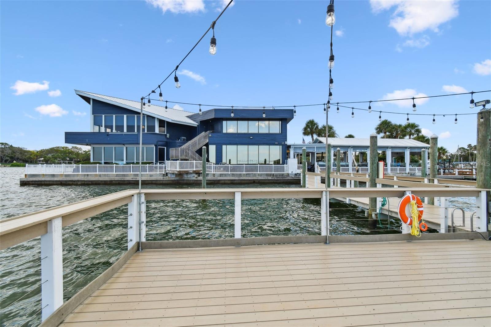 DUNEDIN SHORES - Residential