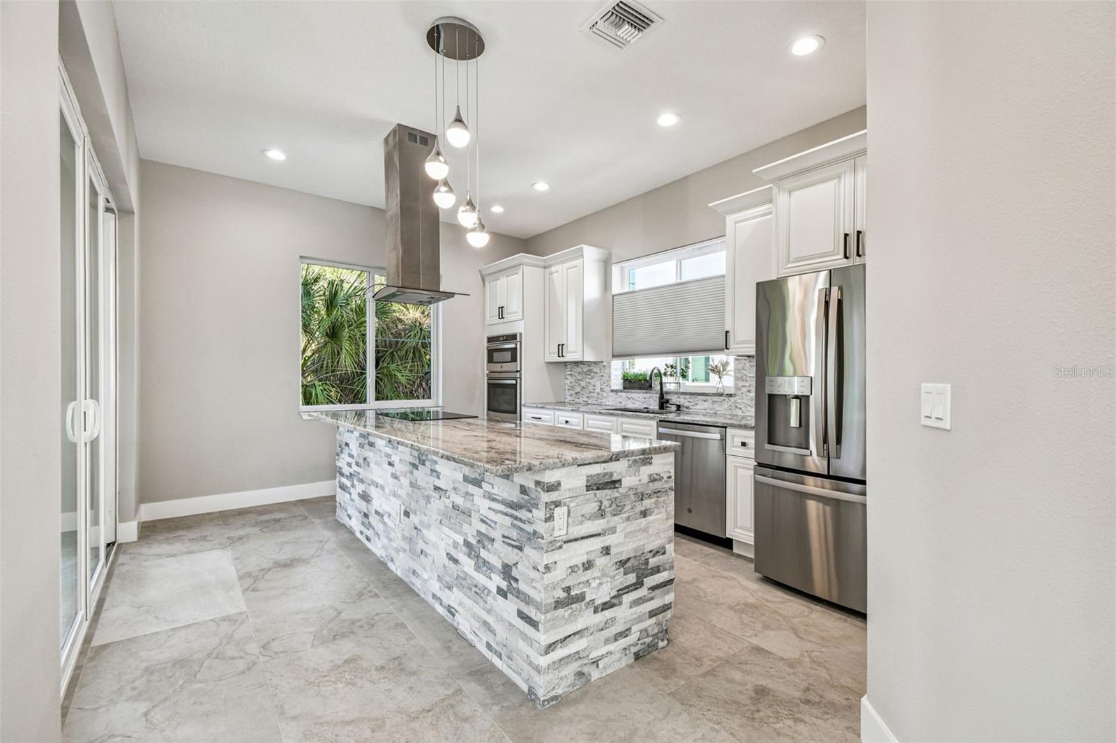 DUNEDIN SHORES - Residential