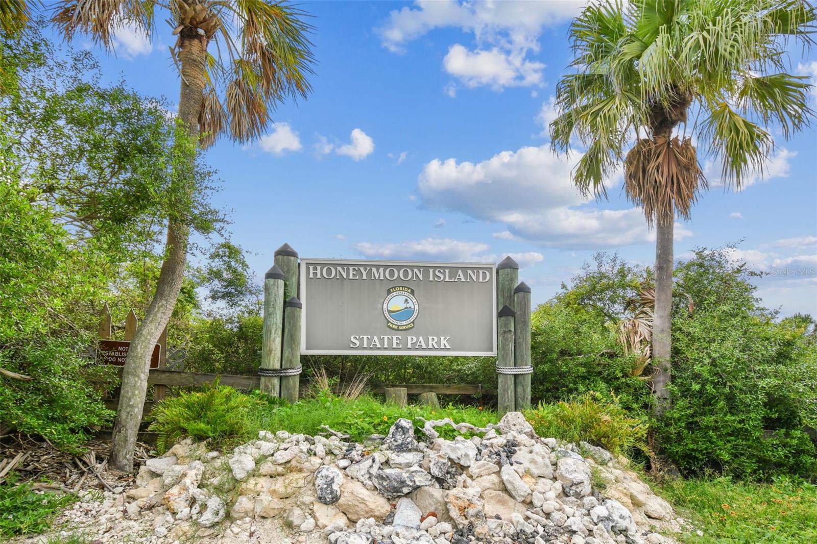DUNEDIN SHORES - Residential