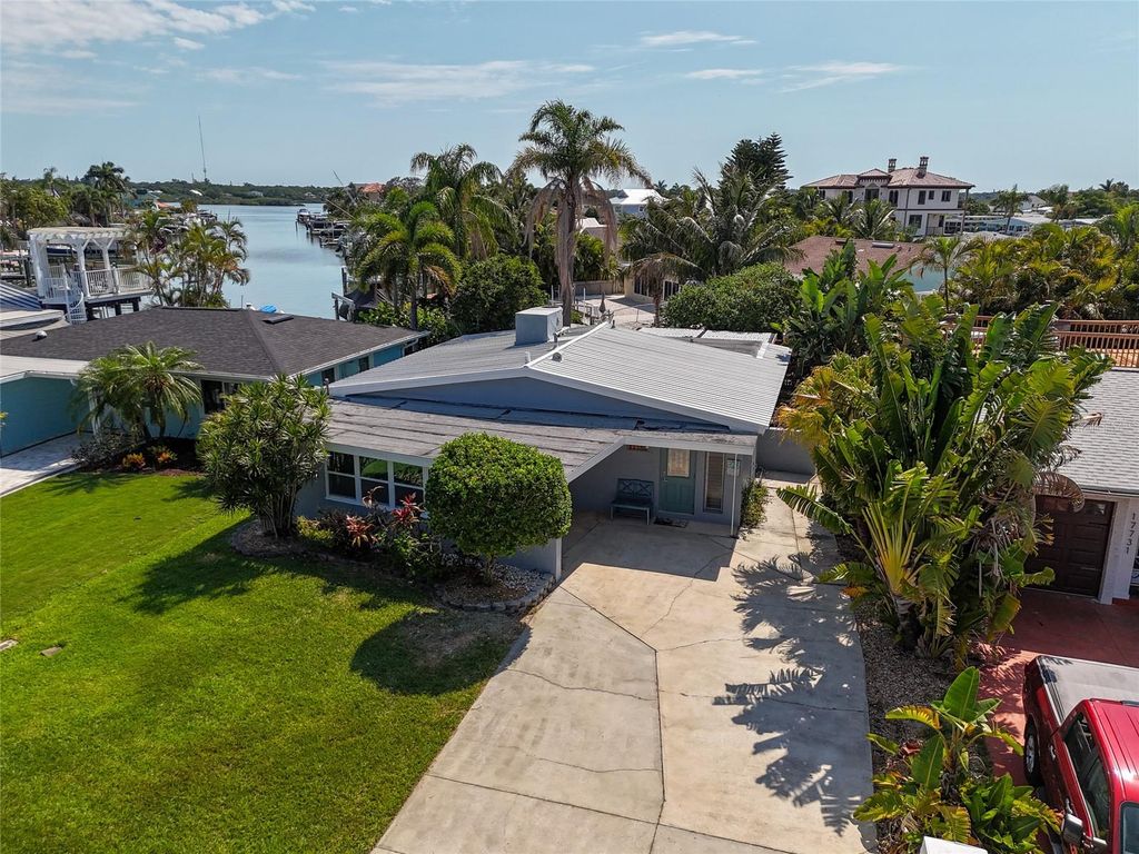 Photo of 17733 1st Street E, Redington Shores, FL 33708 (MLS # A4612177)