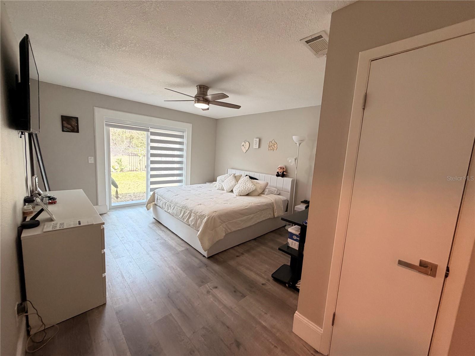 BVL UNIT 7 5TH ADD - Residential Lease