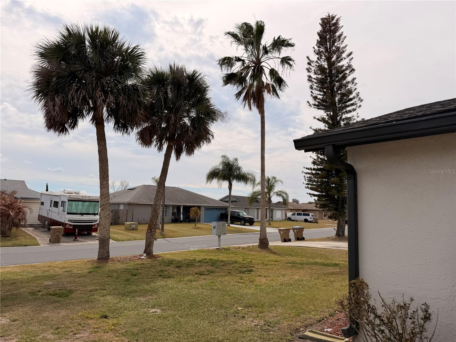 BVL UNIT 7 5TH ADD - Residential Lease