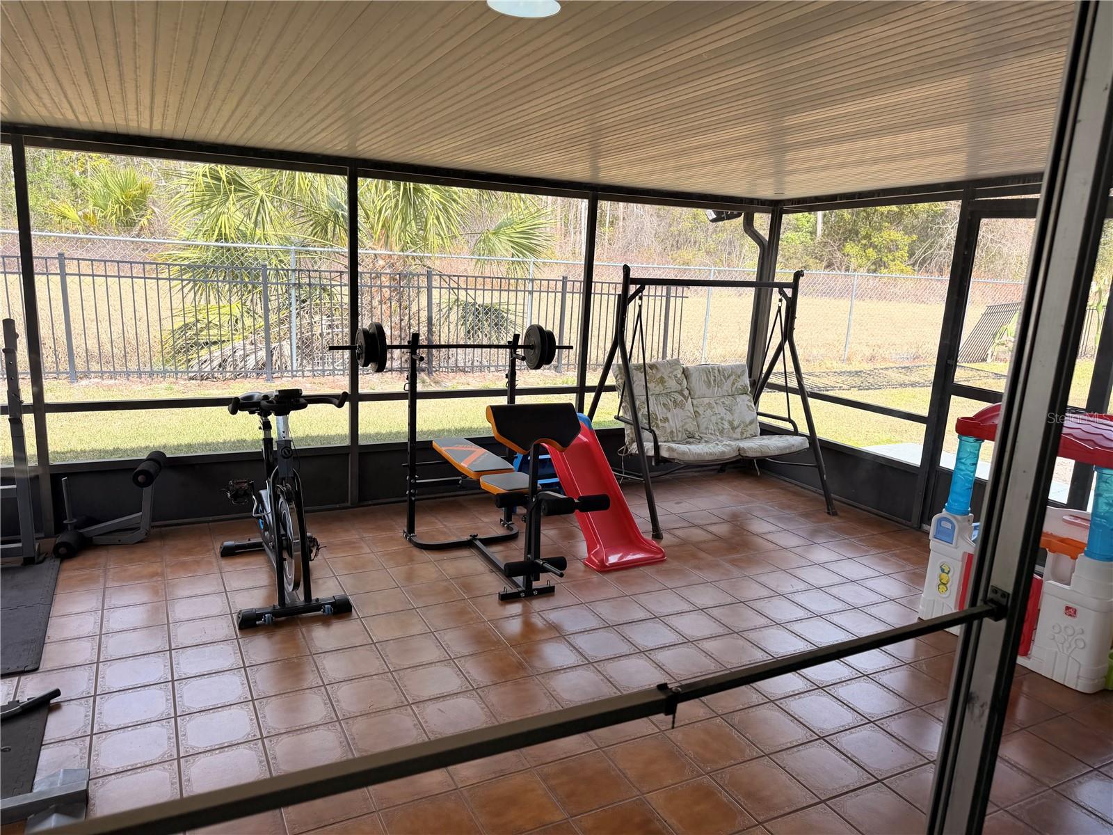 BVL UNIT 7 5TH ADD - Residential Lease