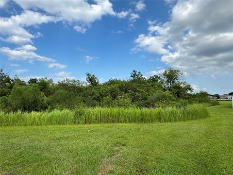 A home in LAKELAND