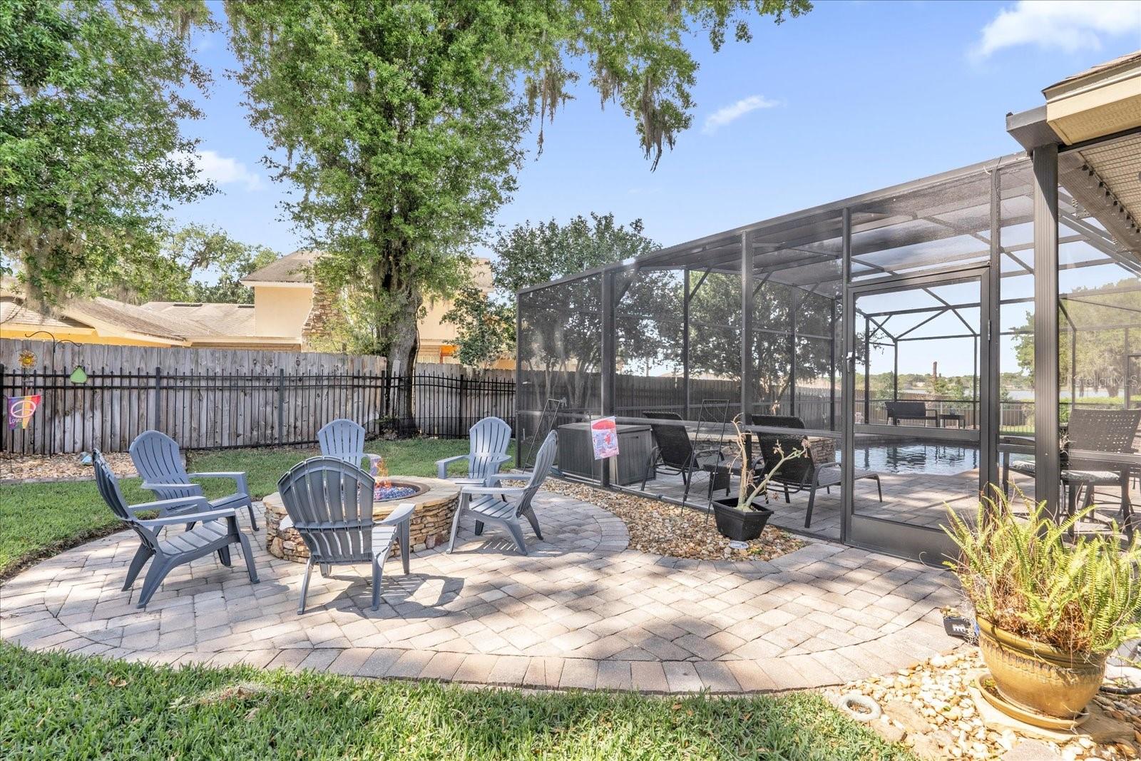 ADMIRAL POINTE - Residential