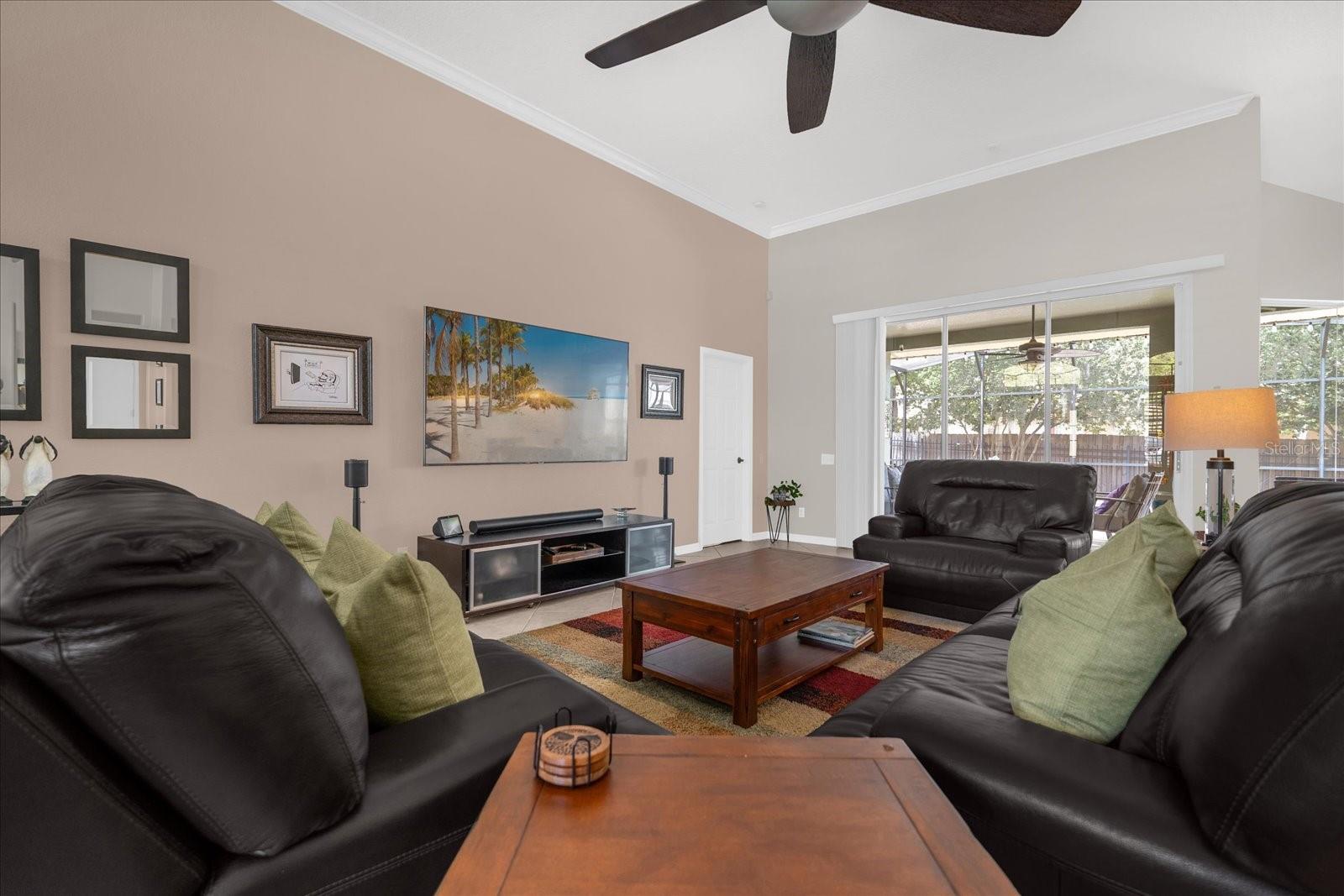 ADMIRAL POINTE - Residential