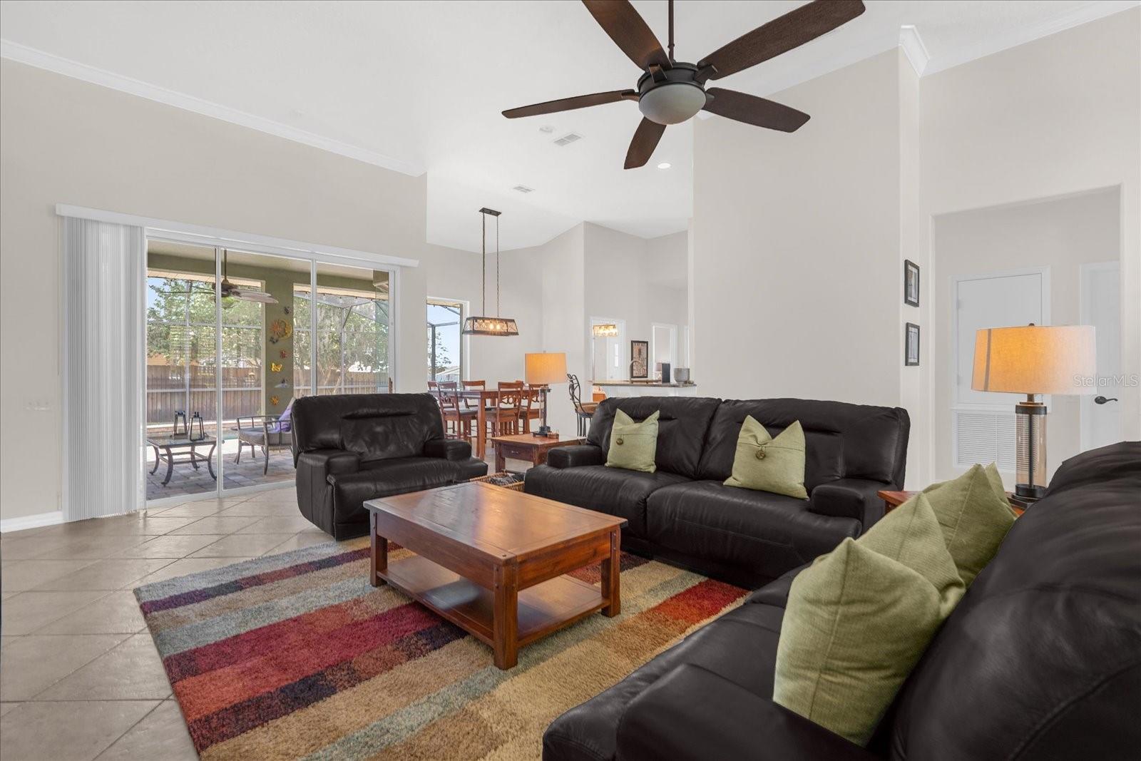 ADMIRAL POINTE - Residential