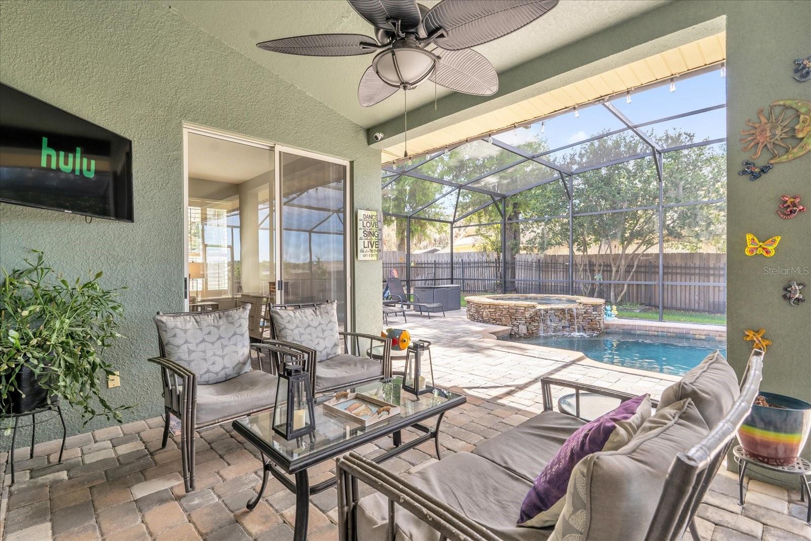 ADMIRAL POINTE - Residential