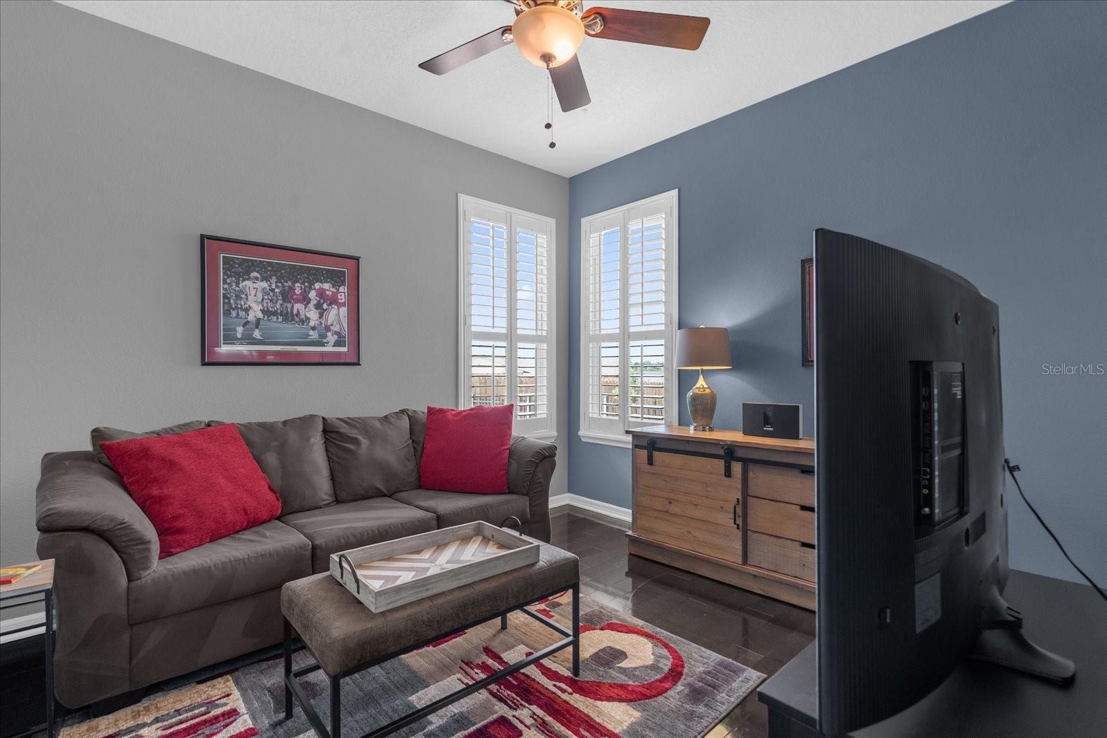 ADMIRAL POINTE - Residential