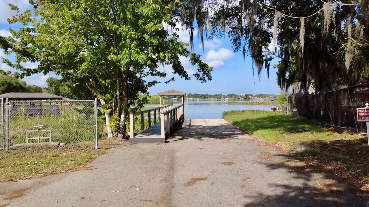 ADMIRAL POINTE - Residential