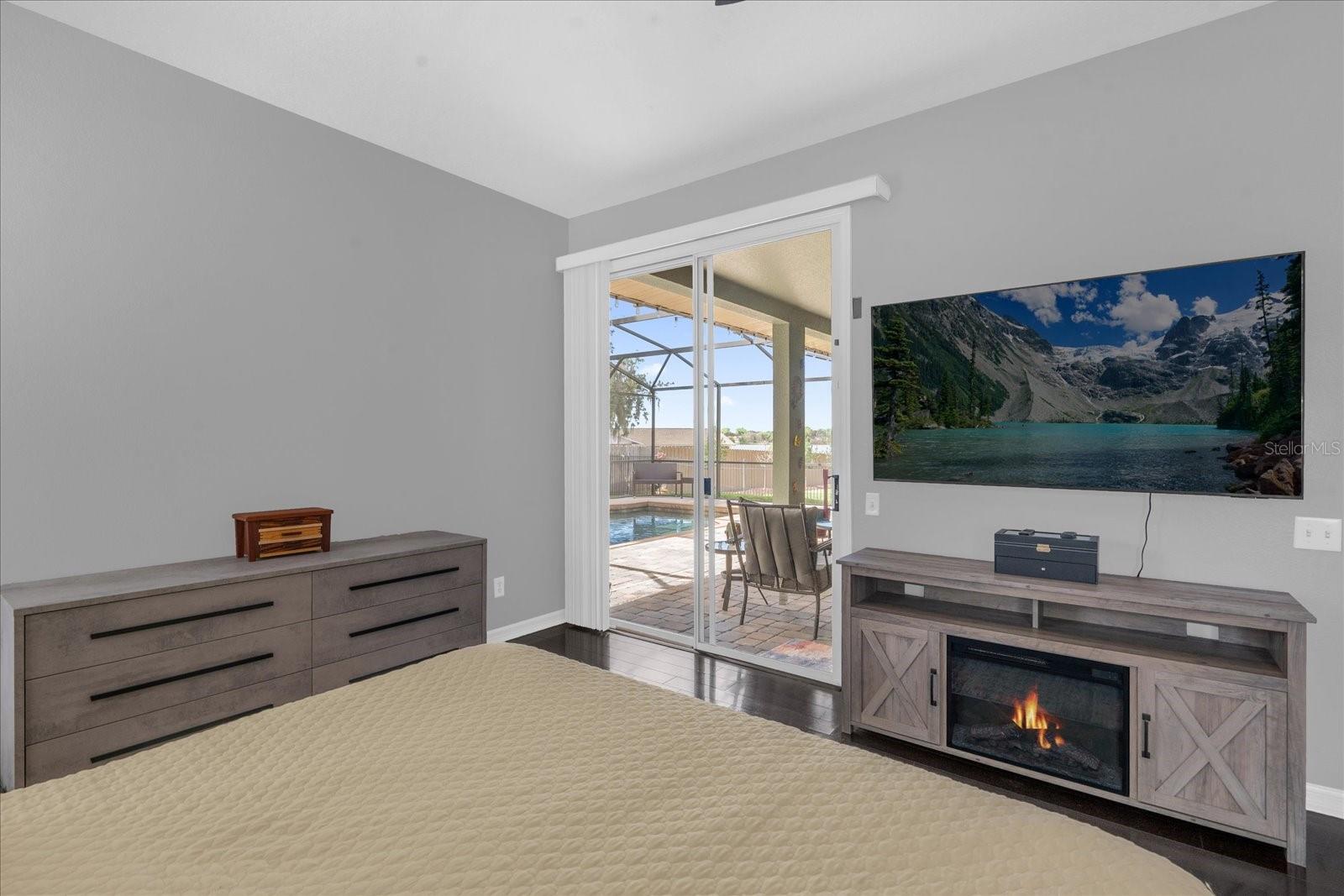 ADMIRAL POINTE - Residential