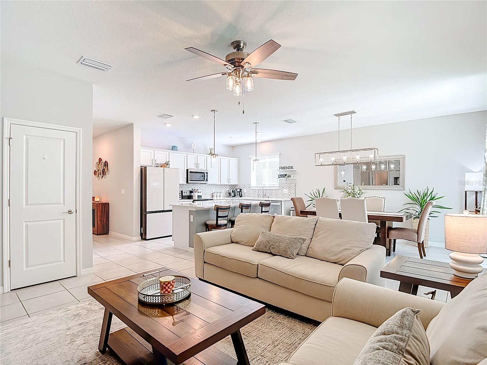 WILLIAMS POINTE - Residential