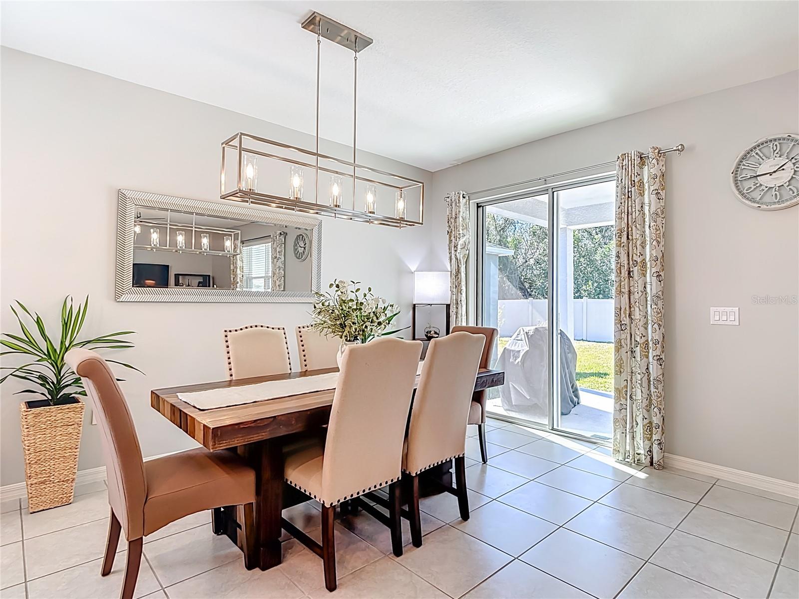 WILLIAMS POINTE - Residential