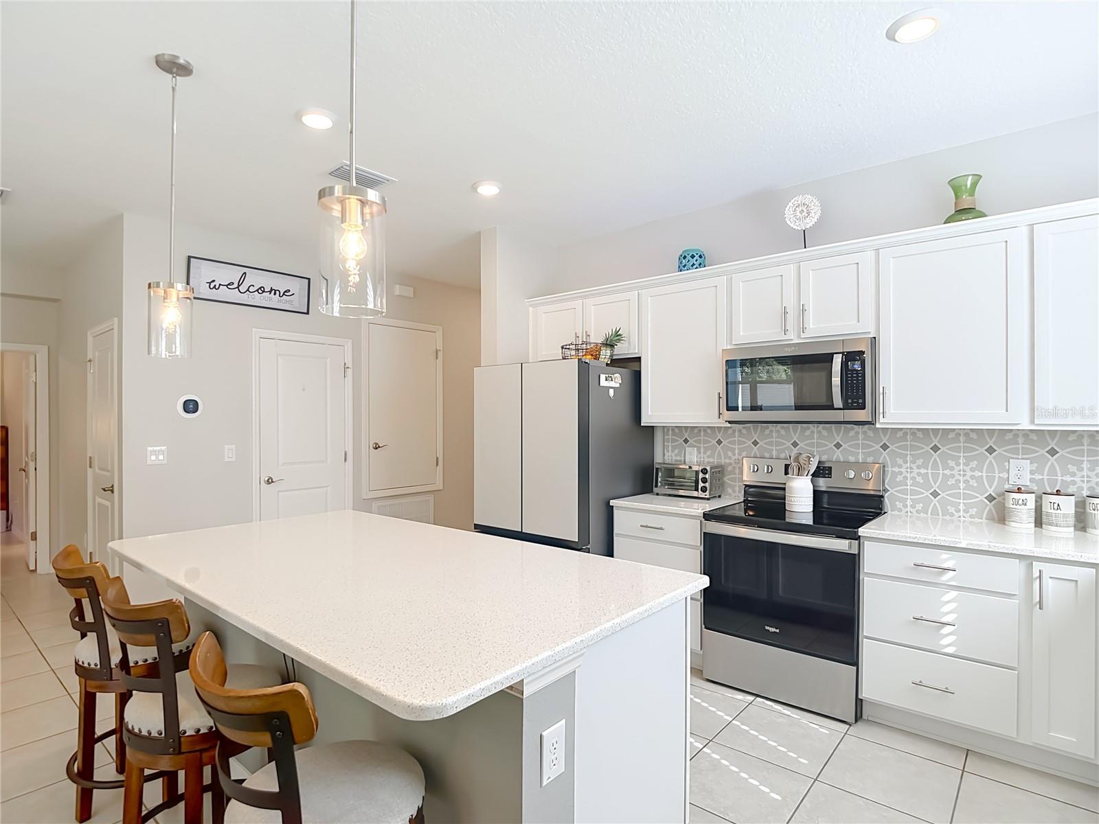 WILLIAMS POINTE - Residential