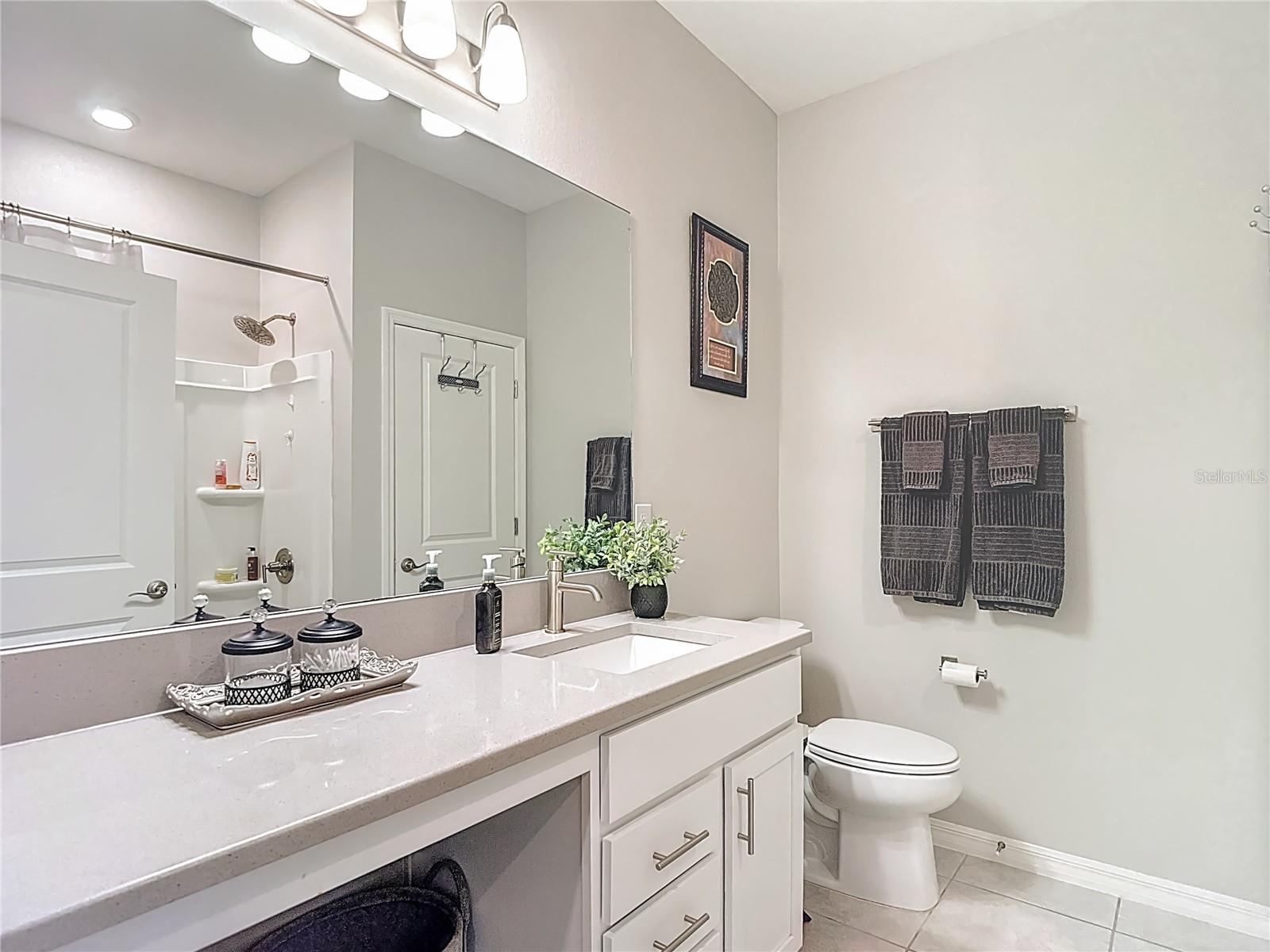 WILLIAMS POINTE - Residential