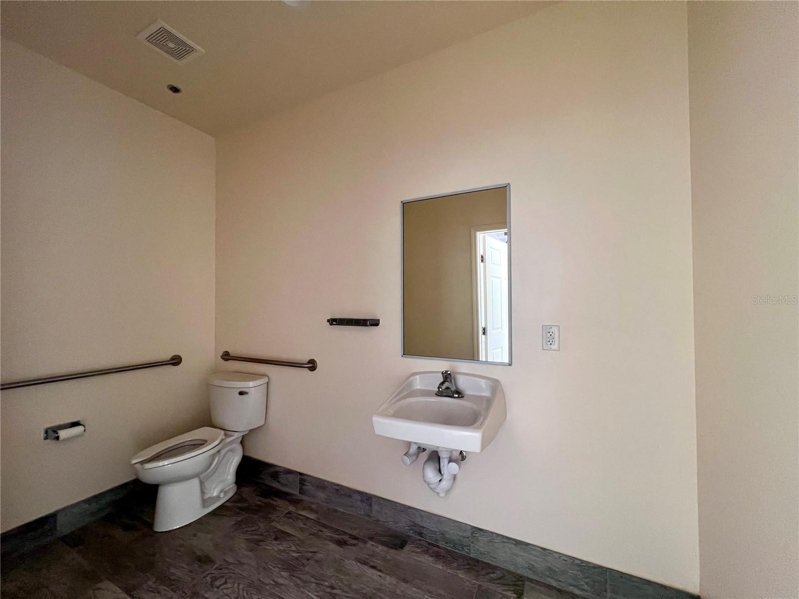 CHENEY VIEW HOMESITES - Commercial Lease