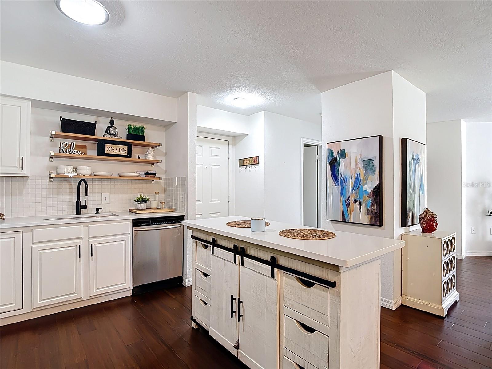 THE HIGHLANDS AT HUNTERS GREE - Residential