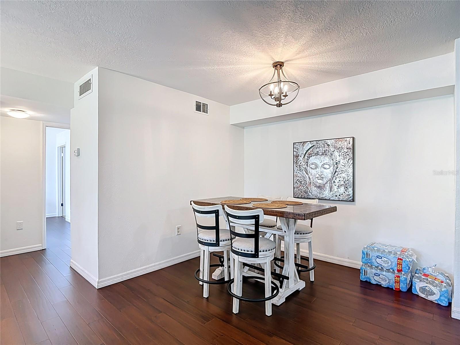 THE HIGHLANDS AT HUNTERS GREE - Residential