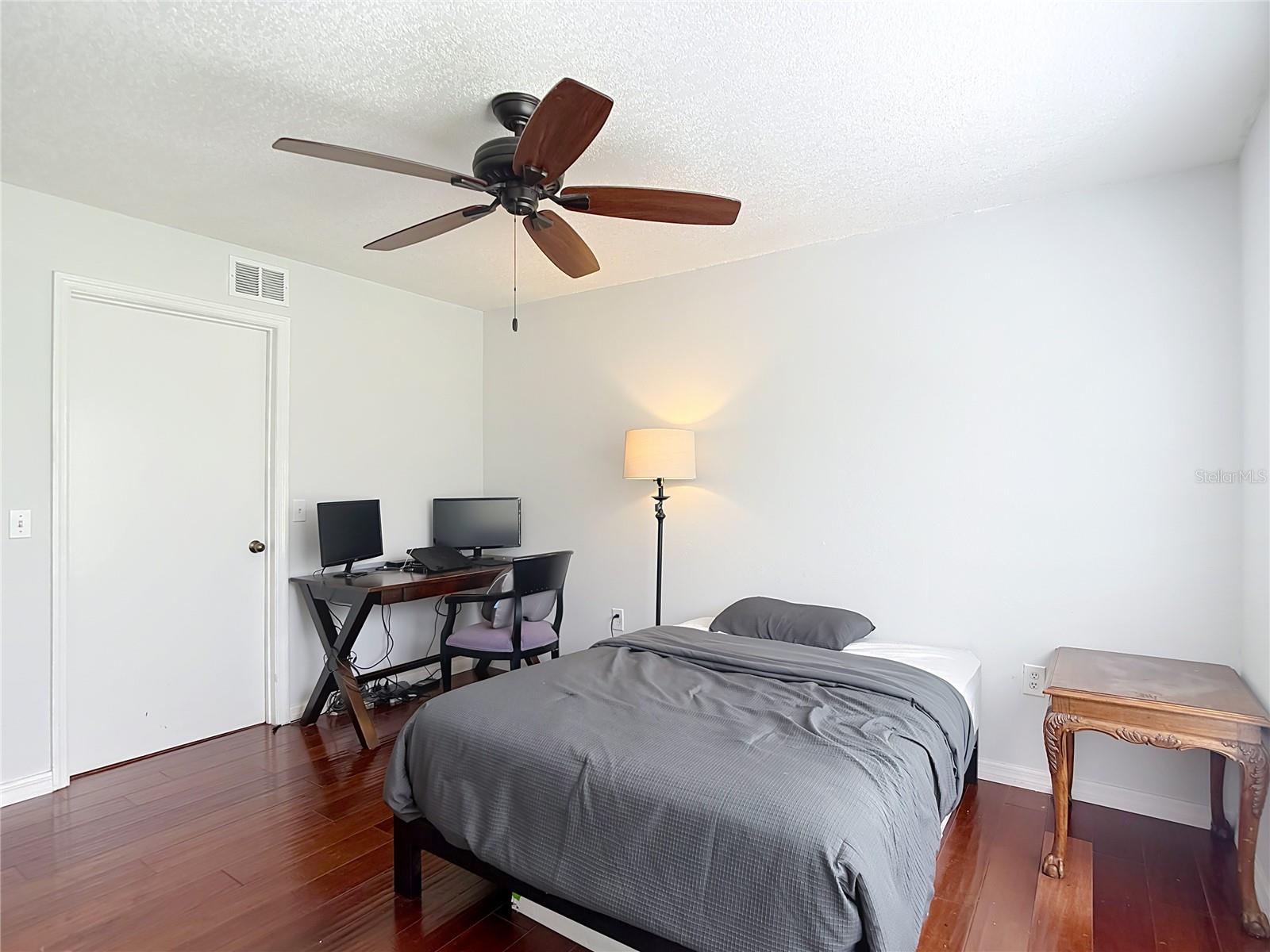 THE HIGHLANDS AT HUNTERS GREE - Residential