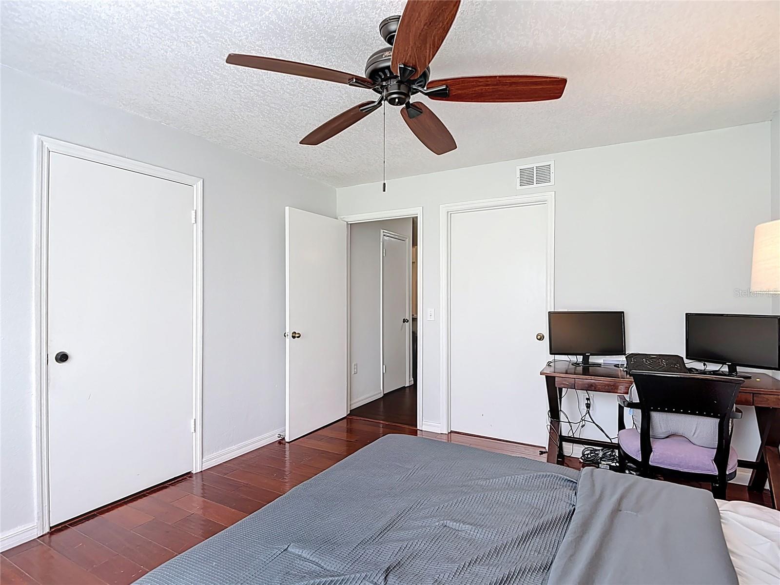THE HIGHLANDS AT HUNTERS GREE - Residential