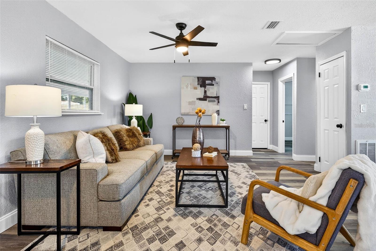 MEADOW LAWN 13TH ADD - Residential